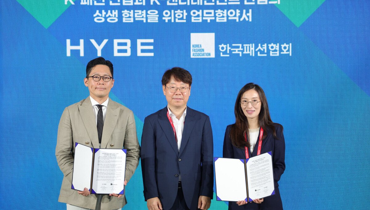 HYBE, Korea Fashion Association partner to grow K-pop IP fashion business