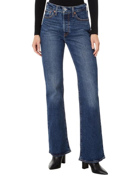 A model wearing Levi’s Premium Wedgie Boot
