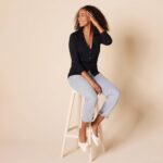 Amazon Essentials Women's Lightweight Cardigan Sweater - Image 5