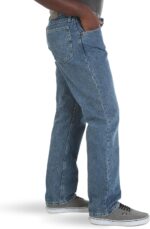 Wrangler Authentics Men's Classic 5-Pocket Relaxed Fit Cotton Jean - Image 3