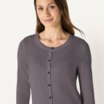 Amazon Essentials Women's Lightweight Crewneck - Image 3