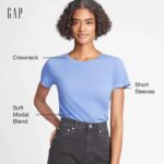 Gap Women's Favorite Crewneck Tee T-Shirt - Image 3