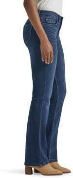 Lee Women's Legendary Mid Rise Bootcut Jean - Image 2