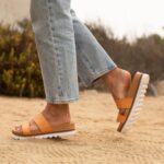 Reef Cushion Vista Hi Womens Platform Fashion Sandal, Arch Support, Ultra Soft Cushion Footbed - Image 3