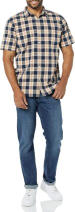 Amazon Essentials Men's Slim-Fit Short-Sleeve Poplin Shirt - Image 4