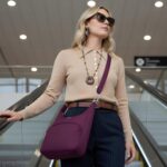 Travelon Anti-Theft Classic Essential Messenger Bag - Image 2
