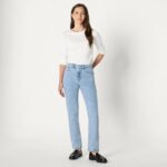 Amazon Essentials Women's High-Rise Straight Leg Jean - Image 5