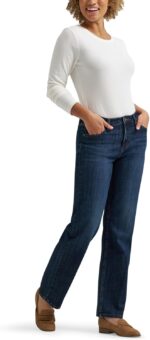 Lee Women's Legendary Relaxed Straight Jean - Image 4