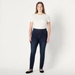 Amazon Essentials Women's Stretch Denim Mid-Rise Pull-On Skinny Jegging - Image 6