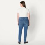 Amazon Essentials Women's High Stretch High-Rise Skinny Jeans - Image 7