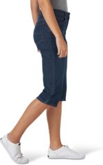 Lee Women's Relaxed Fit Capri Jean - Image 2