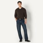 Amazon Essentials Men's Regular-Fit Cotton Blend V-Neck Sweater - Image 5