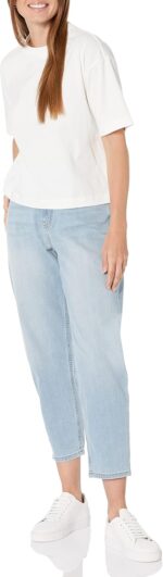 Amazon Essentials Women's High-Rise Relaxed Leg Tapered Ankle Jeans - Discontinued Colors - Image 4