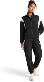 Reebok Women's Bv Woven Jacket, Standard Fit, Lightweight Nylon Woven Fabric - Image 3