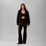 Calvin Klein Women's Performance Logo Medium Impact Sports Bra - Image 2