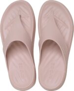 Crocs Women's Getaway Triangle Flip Flops - Image 4