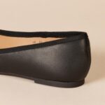 Amazon Essentials Women's Comfortable Round Toe Ballet Flats with Bow - Image 2