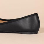 Amazon Essentials Women's Comfortable Round Toe Ballet Flats with Bow - Image 6