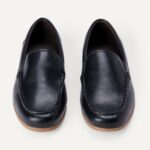 Amazon Essentials Boys Slip-On Moc Toe Loafers - Image 4