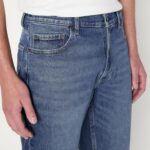 Amazon Essentials Men's Low Stretch Athletic Fit Jeans - Image 5