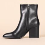 Amazon Essentials Women's Clean Stacked Heel Ankle Boots with Side Zipper, Memory Foam Insole, Flexible Non-Slip Outsole - Image 3
