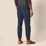 Amazon Essentials Men's Straight-Fit Washed Cotton Chino Jogger Pant - Image 2