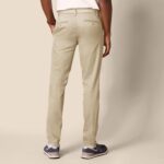 Amazon Essentials Men's Slim-Fit Wrinkle-Resistant Flat-Front Stretch Chino Pant - Image 2