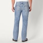 Amazon Essentials Men's Heavyweight Low Stretch Denim Straight-Fit Bootcut Jean - Image 2