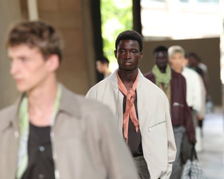 Hermès: Runway - Paris Fashion Week - Menswear Spring/Summer 2026PARIS, FRANCE - JUNE 28: (EDITORIAL USE ONLY - For Non-Editorial use please seek approval from Fashion House) Models walk the runway during the Hermès Menswear Spring/Summer 2026 show as part of Paris Fashion Week on June 28, 2025 in Paris, France. (Photo by Pascal Le Segretain/Getty Images)