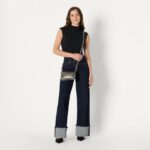 Amazon Essentials AE - Accessories Women's Convertible Crossbody Clutch Bag with Interchangeable Straps - Image 2