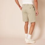 Amazon Essentials Men's Classic-Fit 9" Cotton Twill Chino Shorts with Button-Through Pockets - Image 2