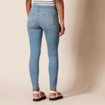 Amazon Essentials Women's Skinny Fit Mid-Rise Stretch Pull-On Jegging with Pockets - Discontinued Colors - Image 2