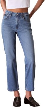 Calvin Klein Women's High Rise Straight Fit Jeans