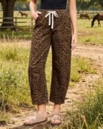 GRAPENT Barrel Jeans for Women Trendy High Waisted Pull On Wide Leg Cropped Leopard Cheetah Print Stretchy Denim Pants - Image 2