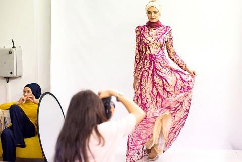 Islamic fashion booms in Turkey - Taipei Times