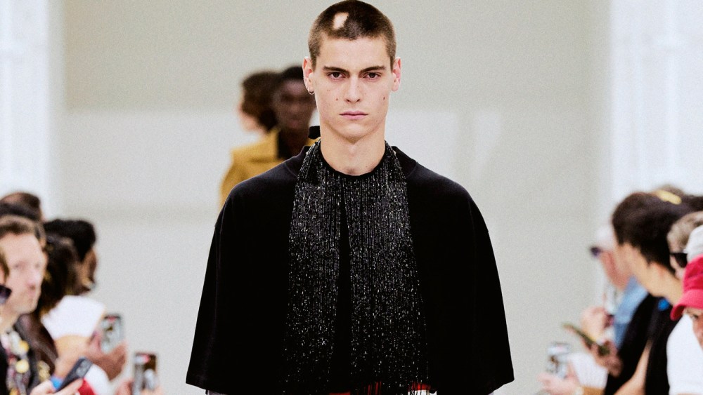 Men’s Spring 2027 Trends: From Sorbet Colors to Street Bermudas