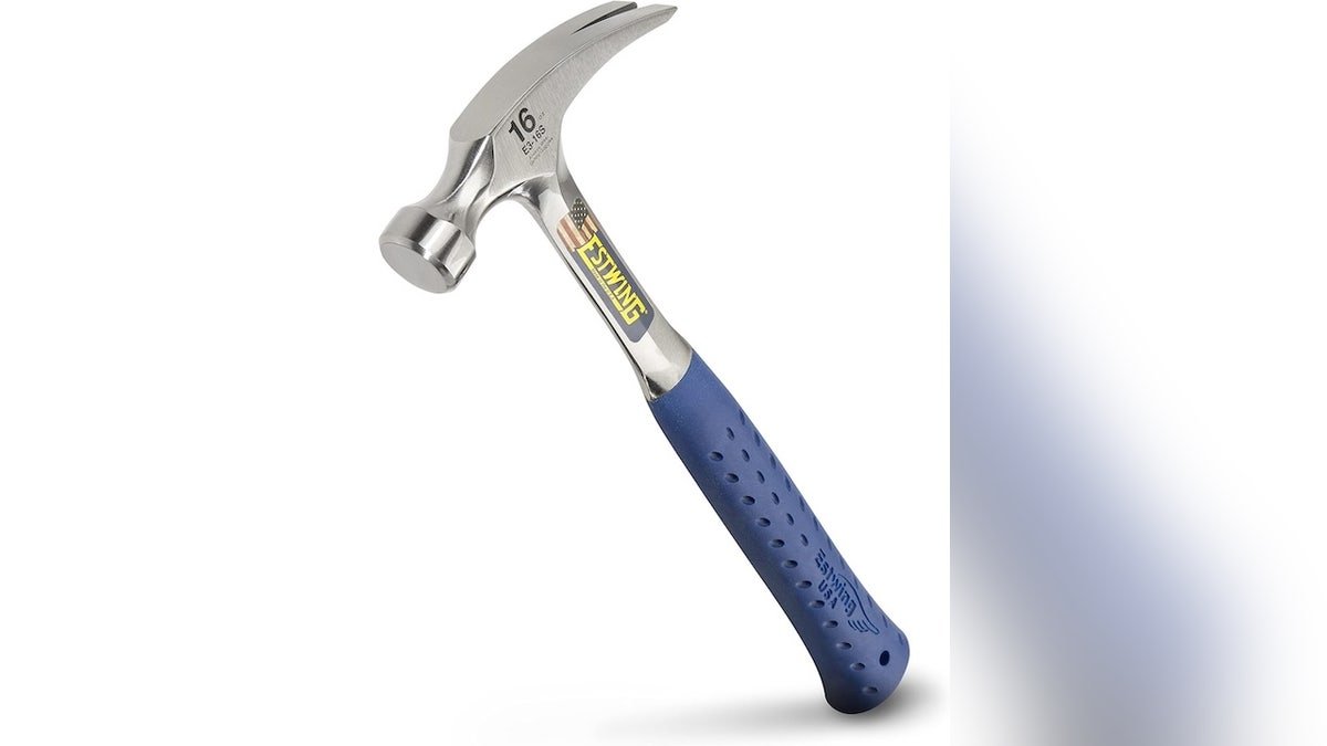 A shock-absorbing grip keeps you comfortable.