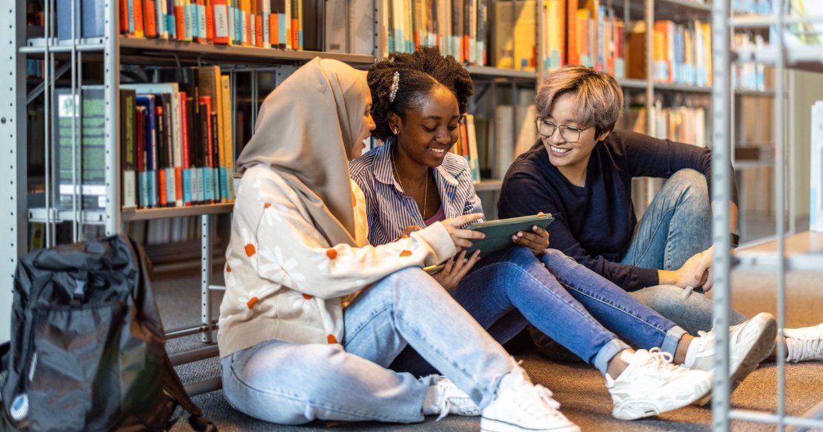 Recognizing World Hijab Day, Supporting Muslim Women | NEA