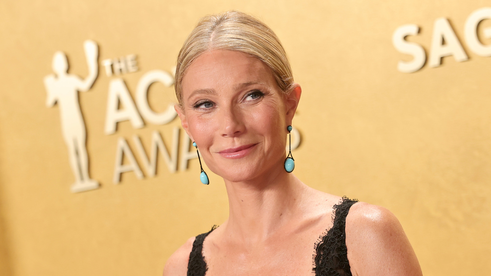 The Bad Habit Gwyneth Paltrow Wishes She Hadn't Dabbled In For The Sake Of Her Skin - Women