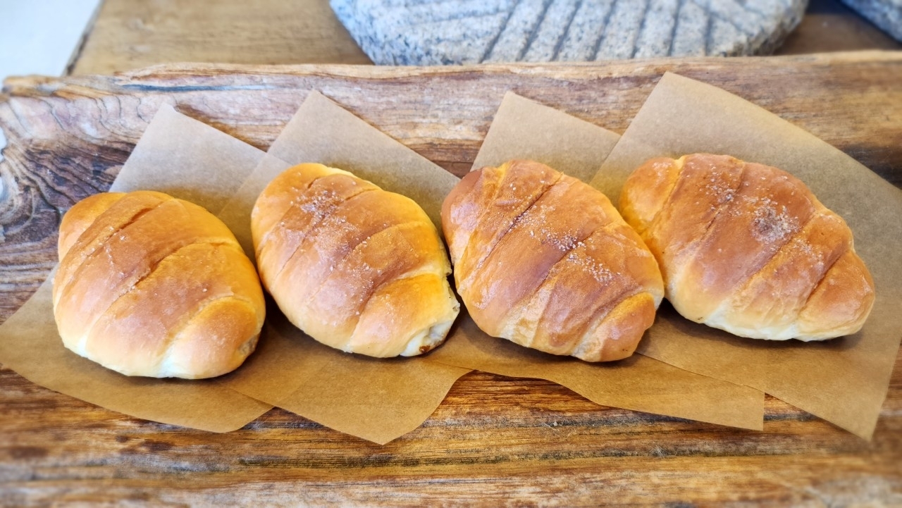 Salt bread from Jayeondo Salt Bread Seongsu (Jayeondo Salt Bread)