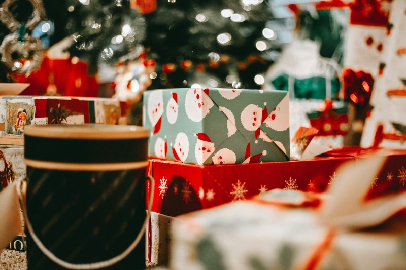 Early Gift-Shopping Guide