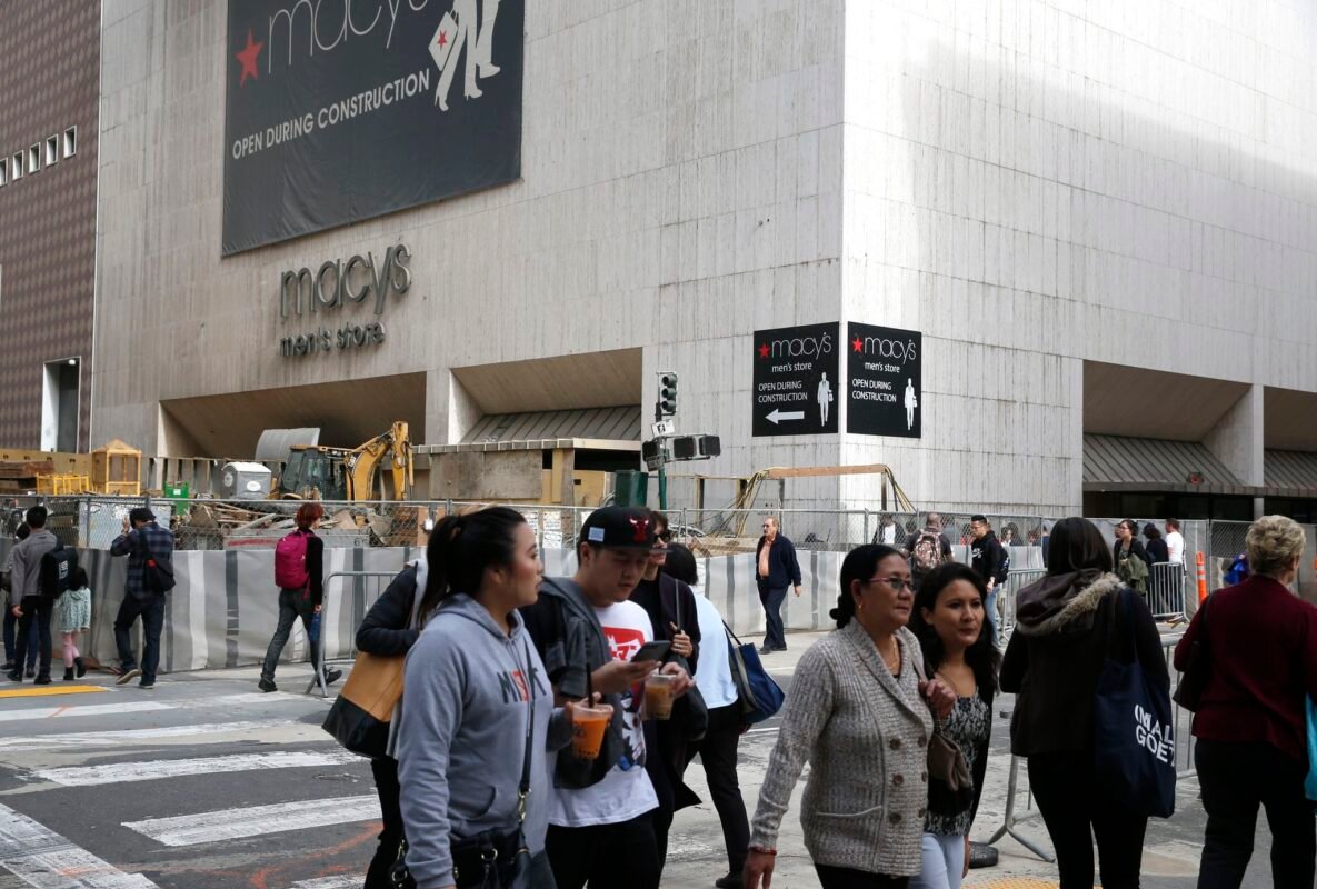 High-end fashion brand seeks to open in former Macy’s men’s store in Union Square