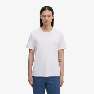 Asket The T-shirt (in white).