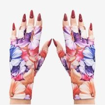 ManiGlovz Original UPF 50+ UV Light Protective Nail Gloves