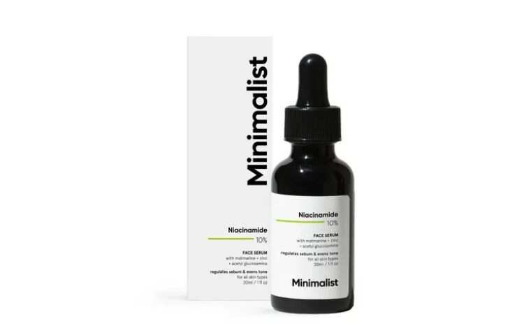 Minimalist 10% Niacinamide Serum bottle displayed as an everyday skincare essential
