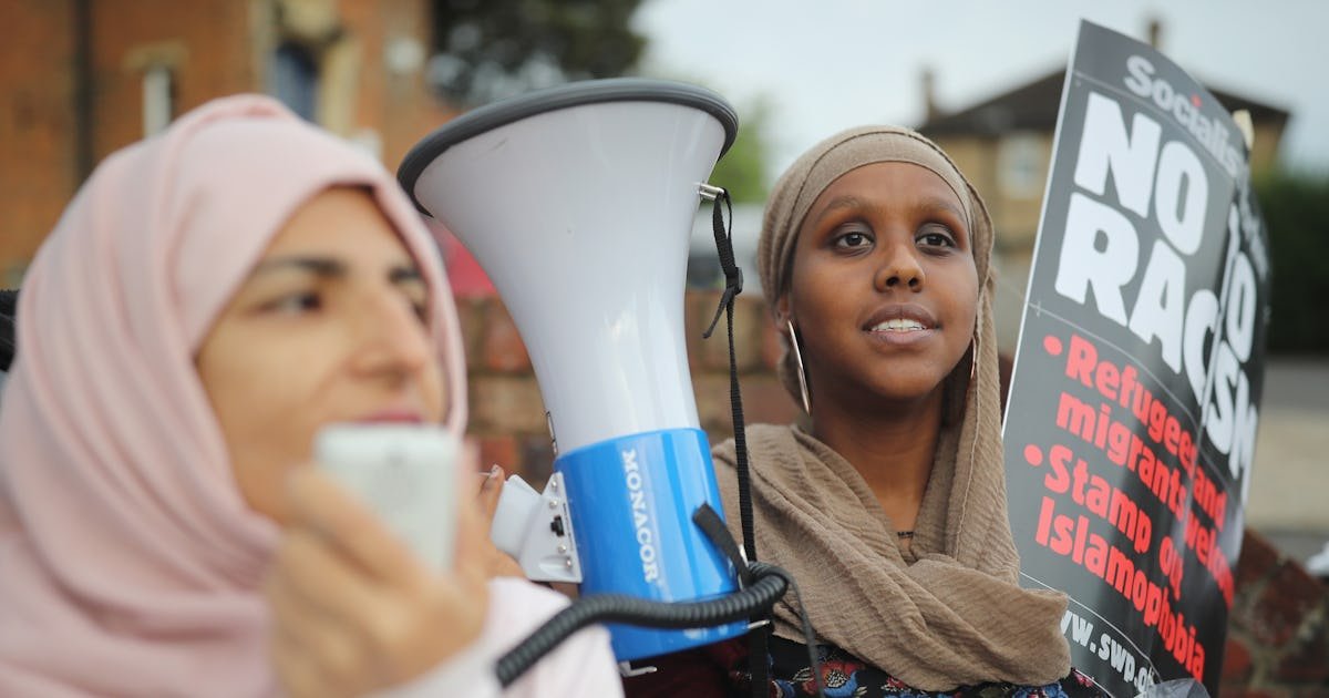How To Protest Hijab Bans & Support Muslim Women Around The World