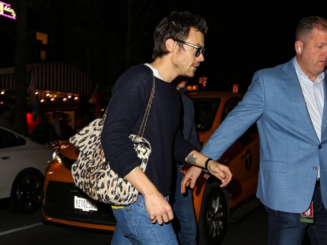 Is The Man Bag The Ultimate Green Flag?