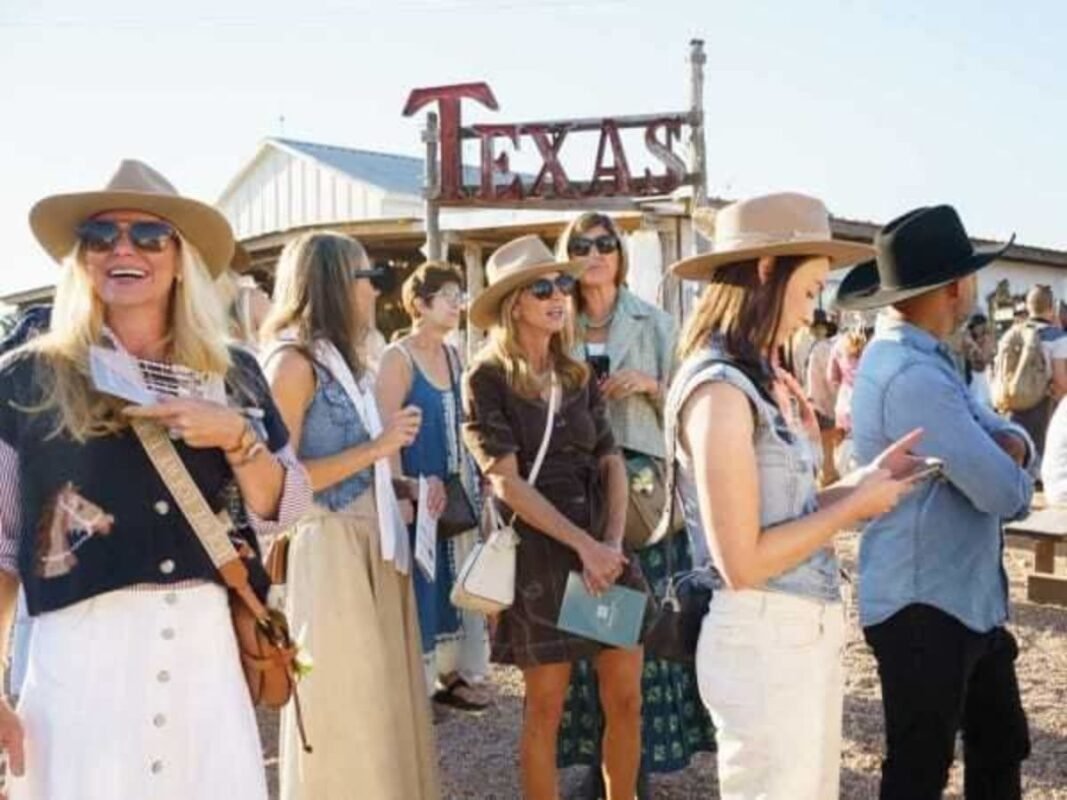 Style expert's guide to all the must-shop spots in Round Top this fall - AOL